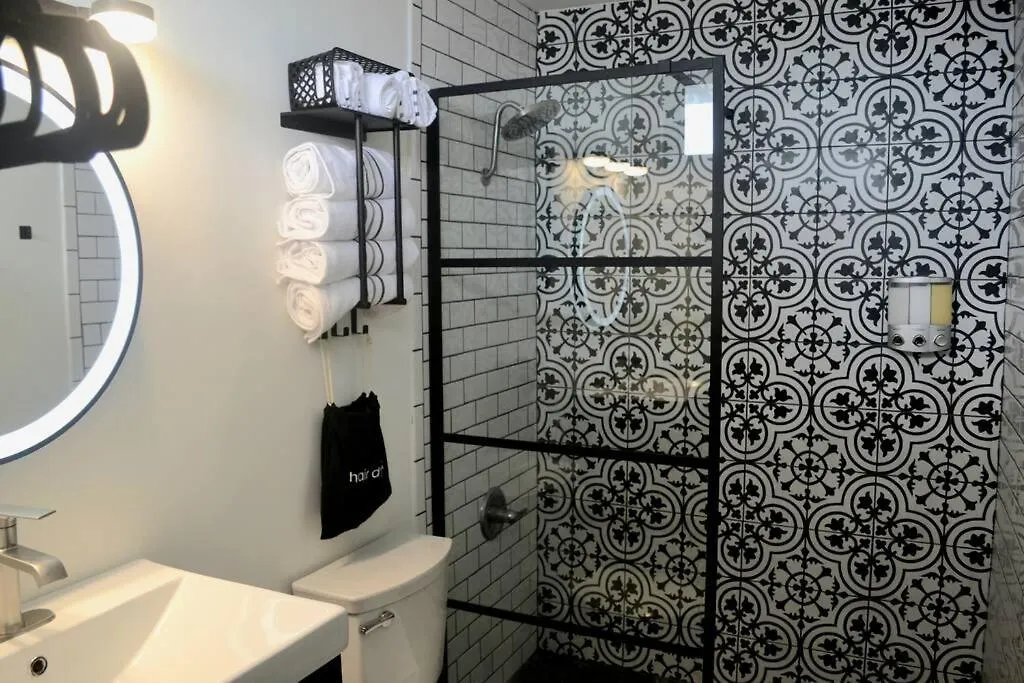 Condado Oasis On Ashford Ave: Oceanview And Pool Apartment San Juan